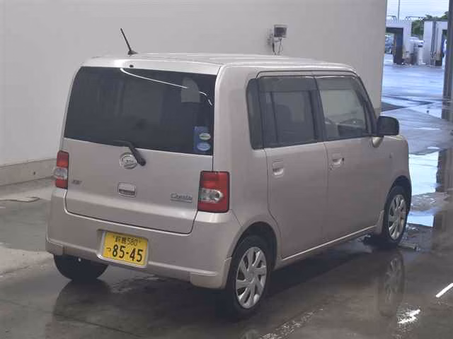 DAIHATSU MOVE CONTE