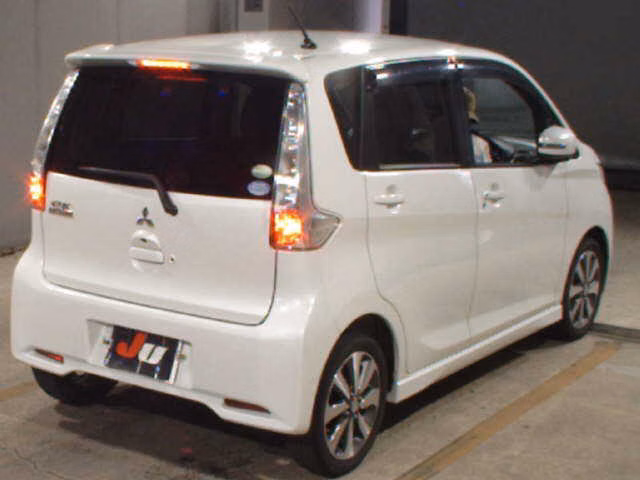 MITSUBISHI EK CUSTOM