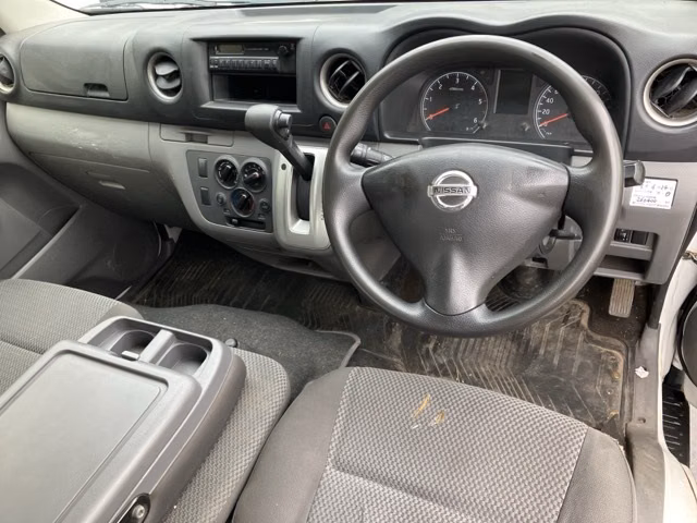 NISSAN NV350 CARAVAN