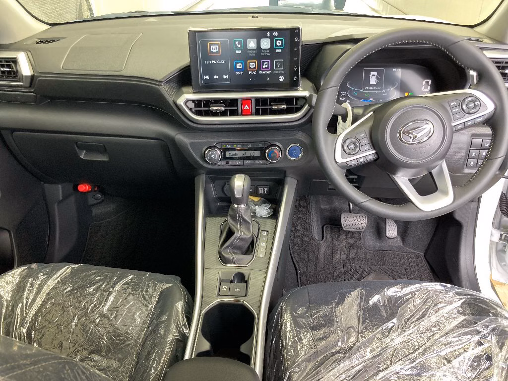 DAIHATSU ROCKY