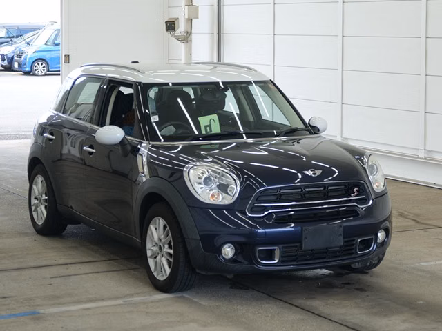 MINI CROSSOVER
