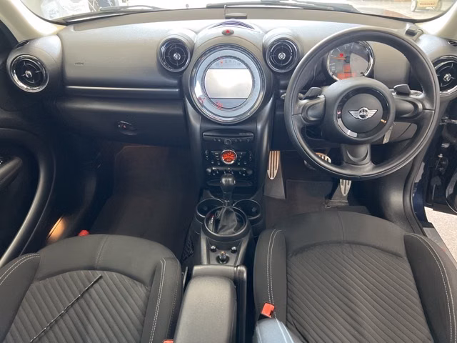 MINI CROSSOVER