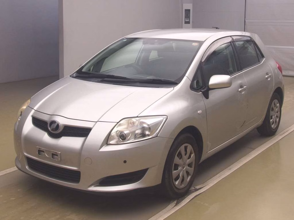 TOYOTA AURIS