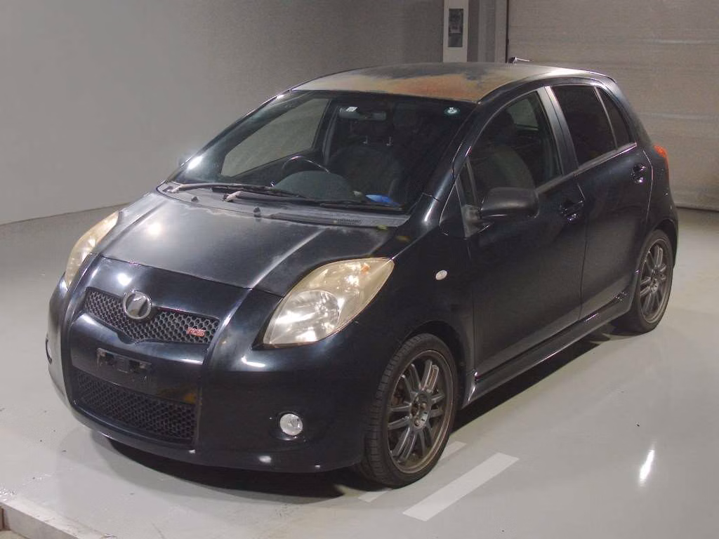 TOYOTA VITZ
