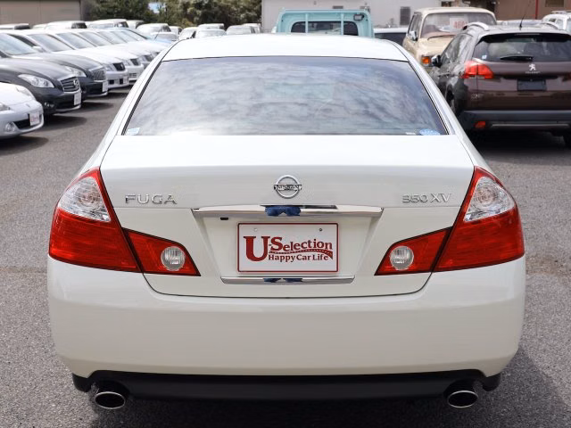 Nissan Fuga