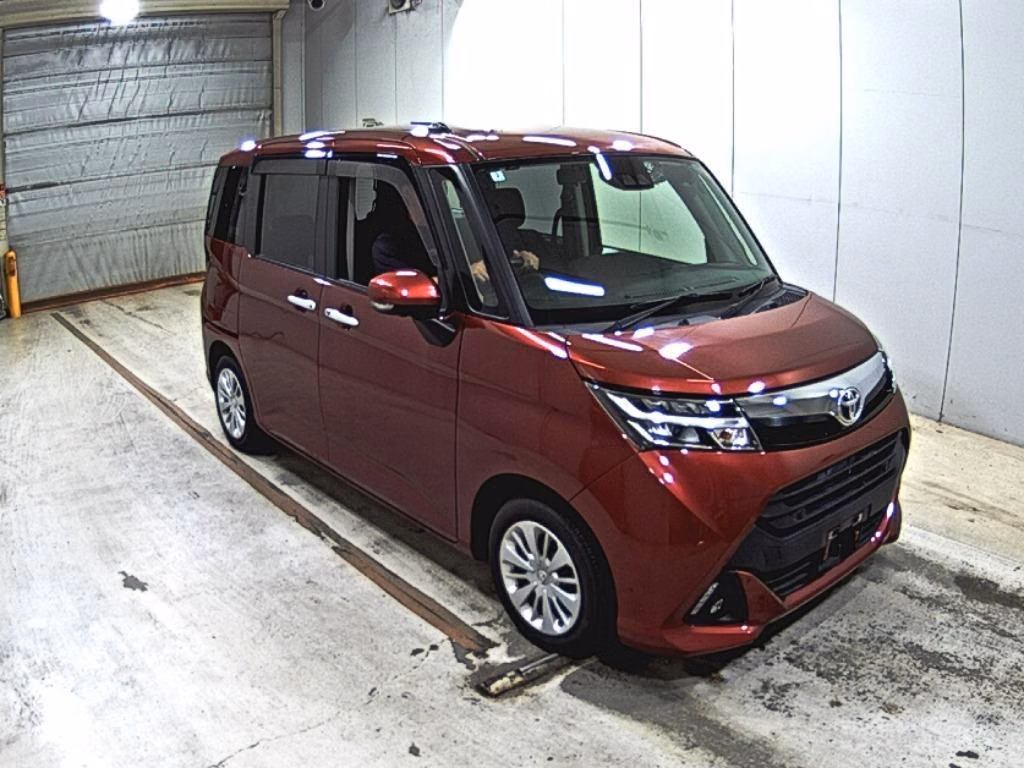 TOYOTA TANK