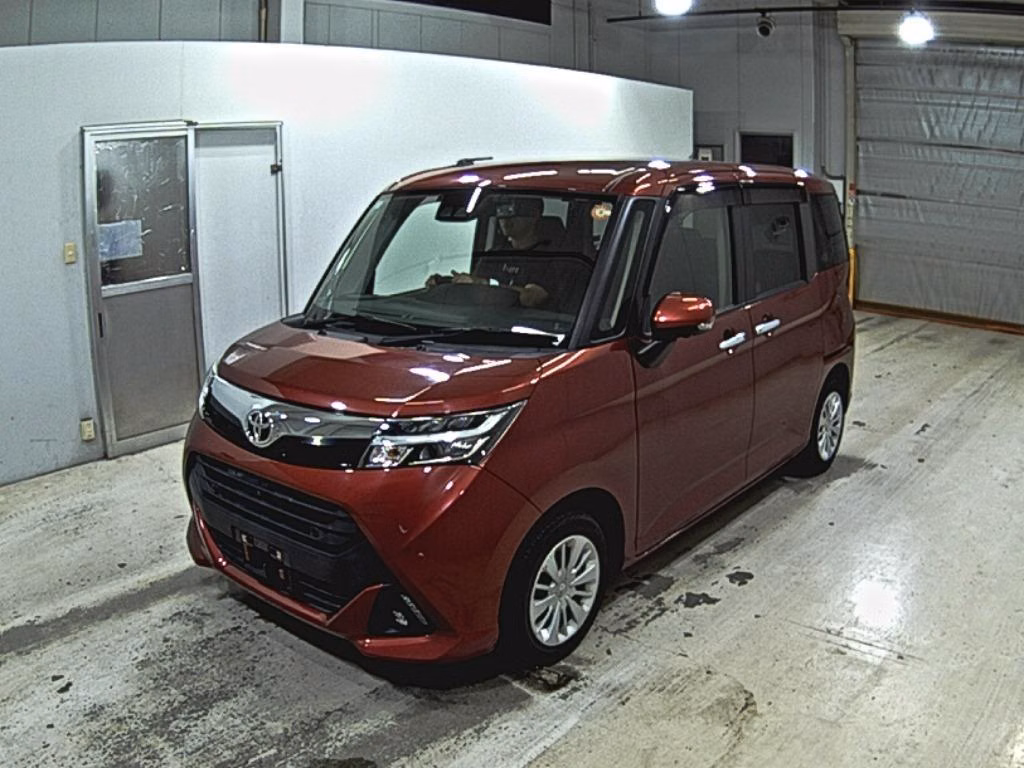 TOYOTA TANK