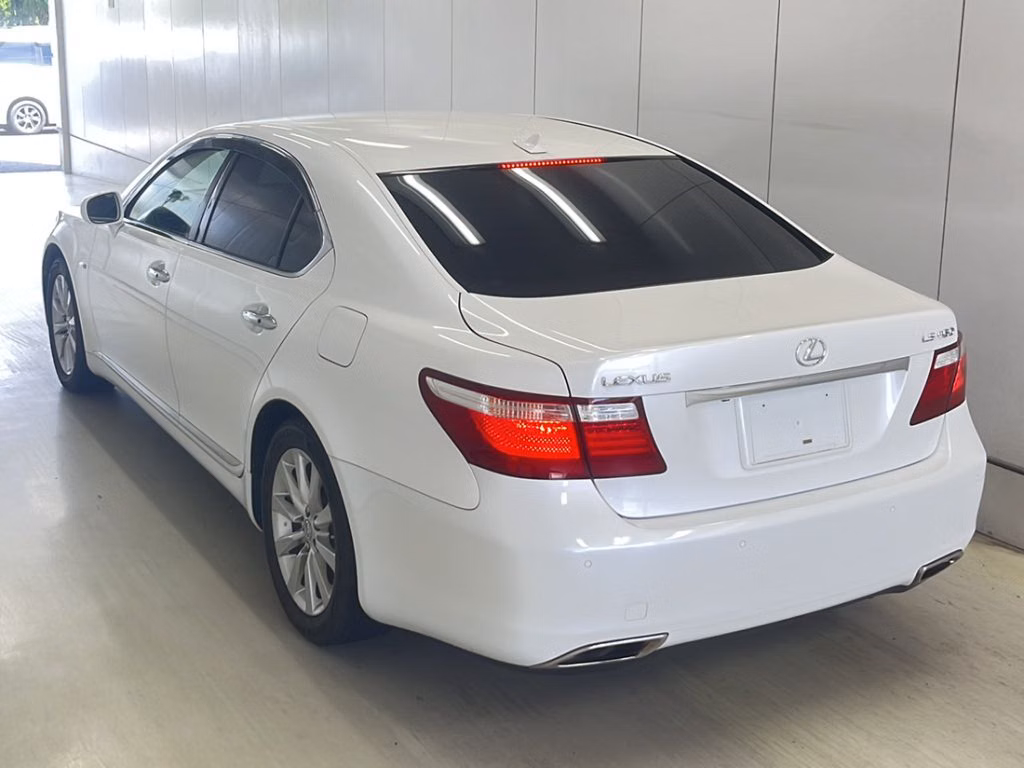 LEXUS LS460