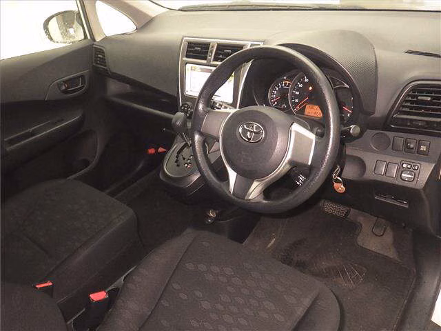 TOYOTA RACTIS