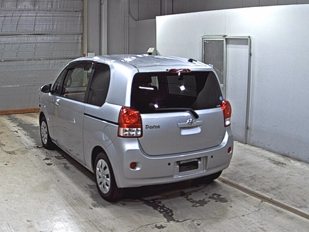 TOYOTA PORTE