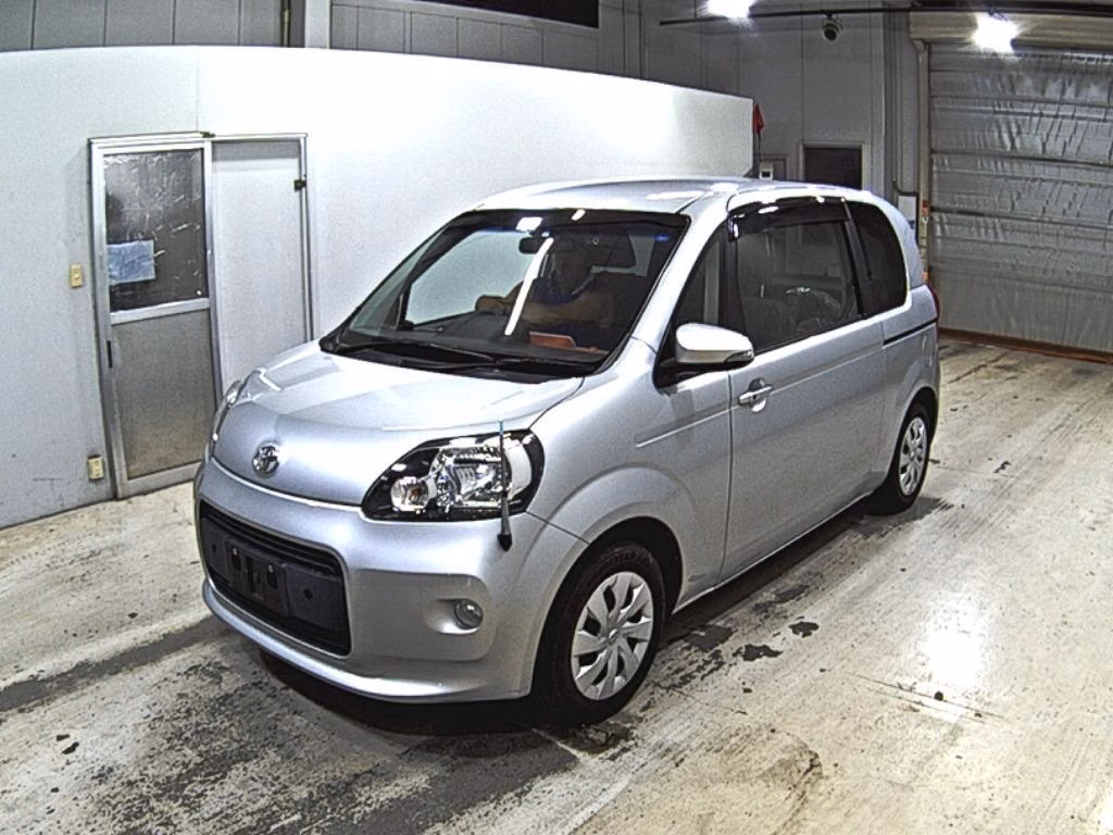 TOYOTA PORTE