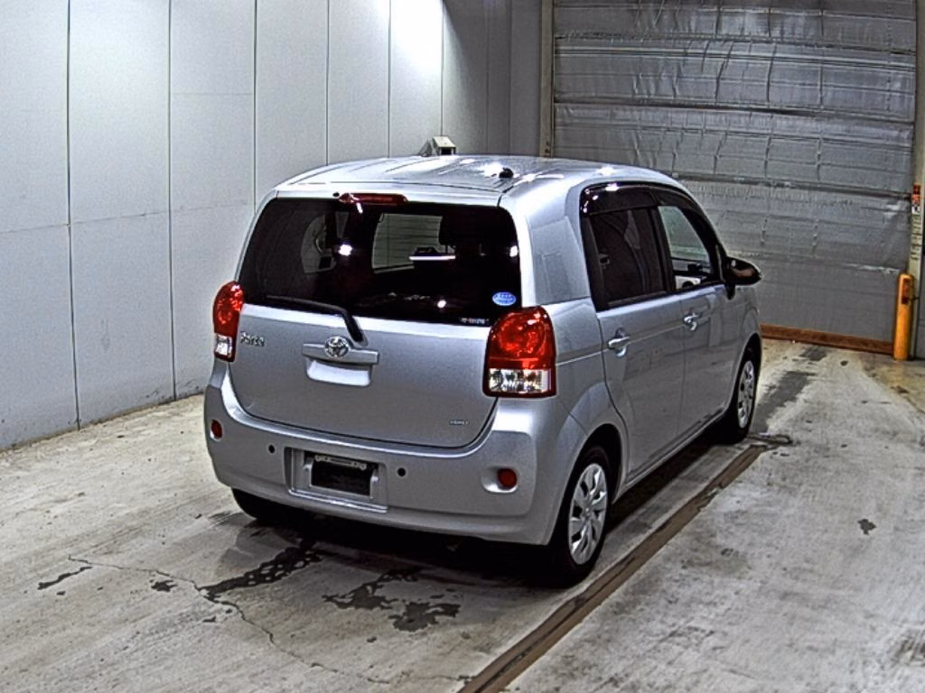 TOYOTA PORTE