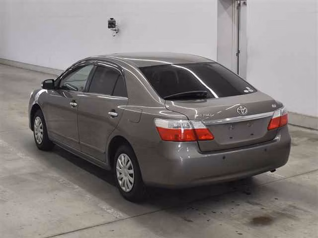 TOYOTA PREMIO