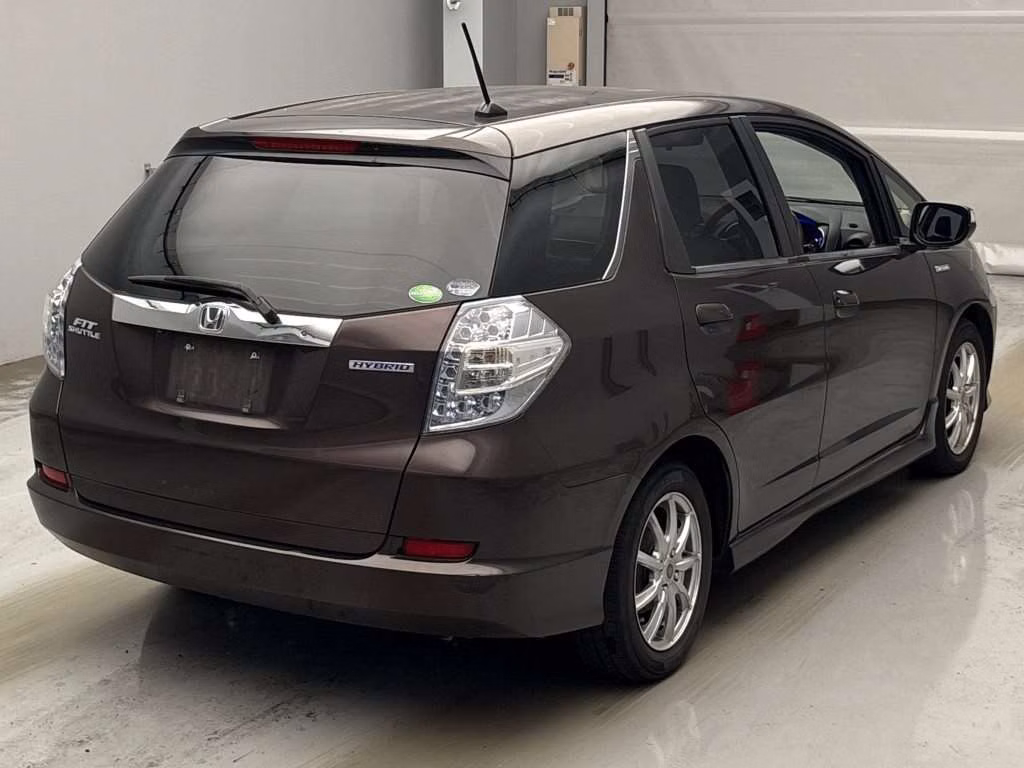 HONDA FIT SHUTTLE