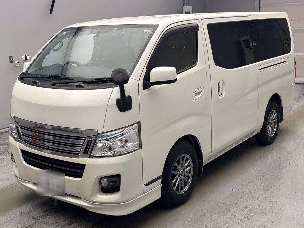 Nissan NV350 Caravan