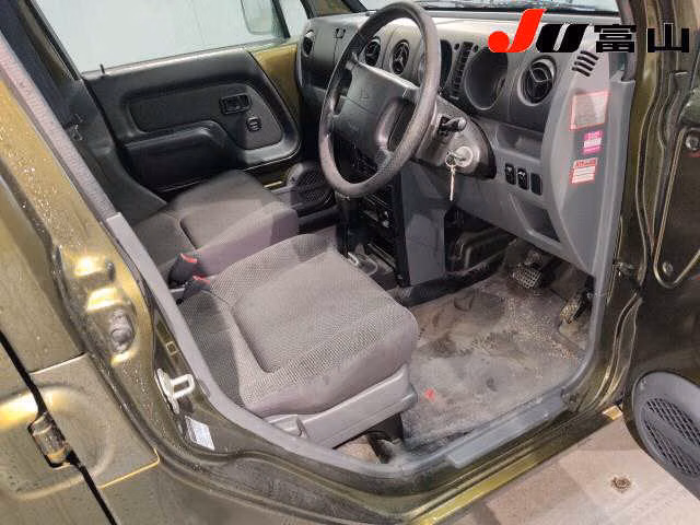 DAIHATSU NAKED