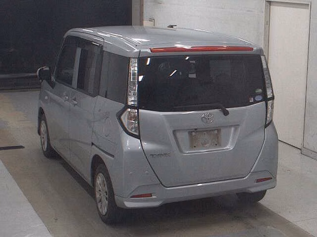 TOYOTA TANK