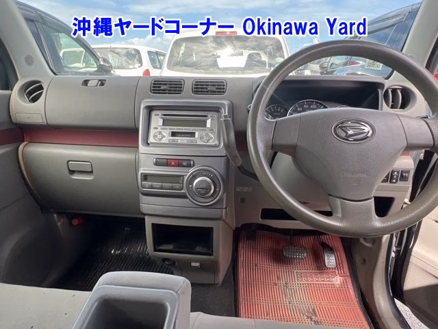 DAIHATSU MOVE CONTE