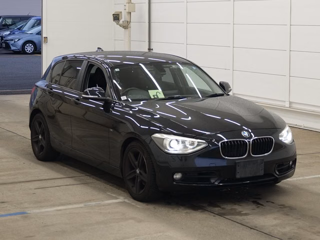 BMW 1-SERIES