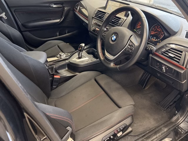 BMW 1-SERIES