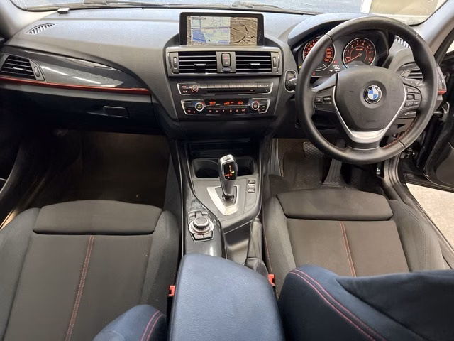 BMW 1-SERIES