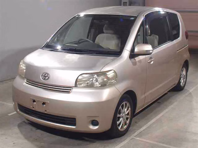 TOYOTA PORTE