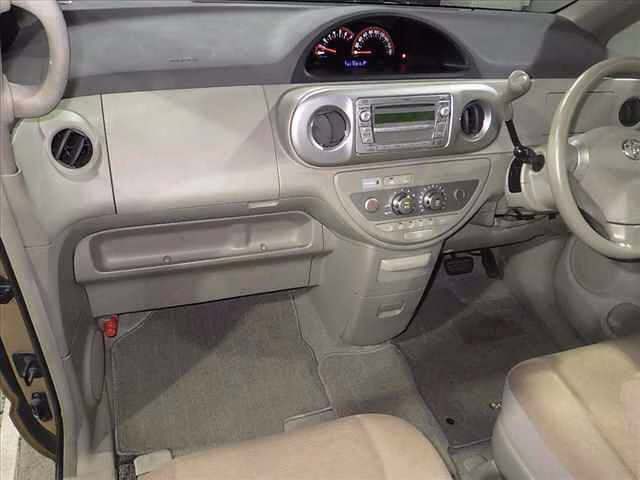 TOYOTA PORTE