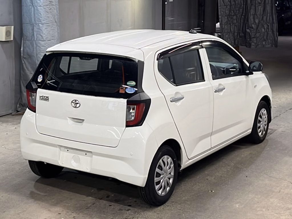TOYOTA PIXIS EPOCH