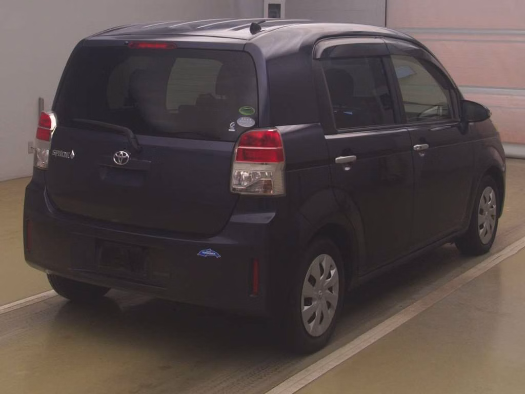 TOYOTA SPADE