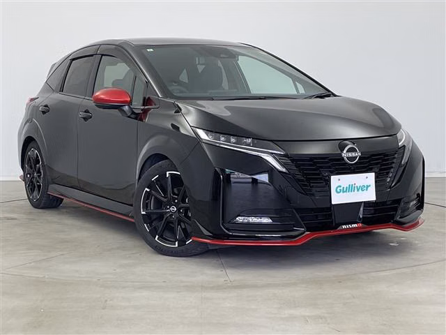 Nissan Aura