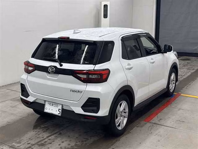 DAIHATSU ROCKY
