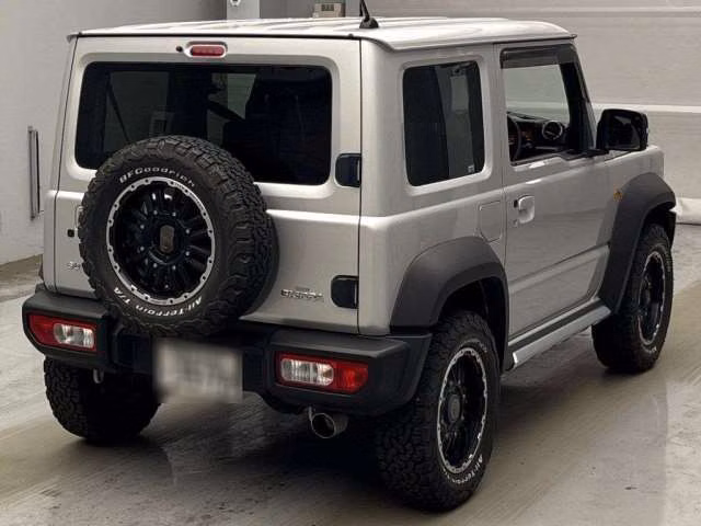SUZUKI JIMNY SIERRA
