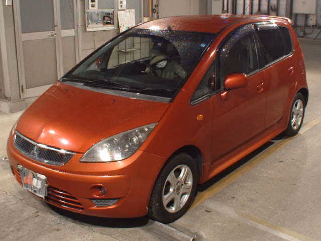 MITSUBISHI COLT