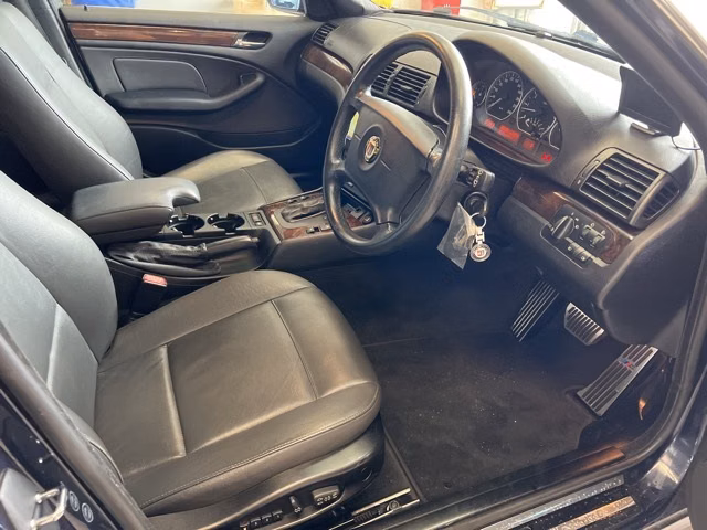 BMW 3-SERIES