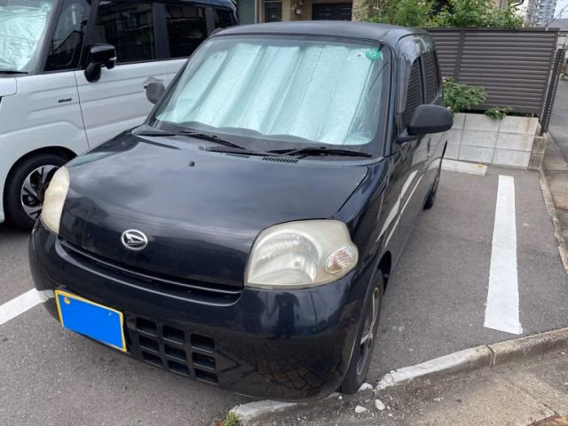 DAIHATSU ESSE