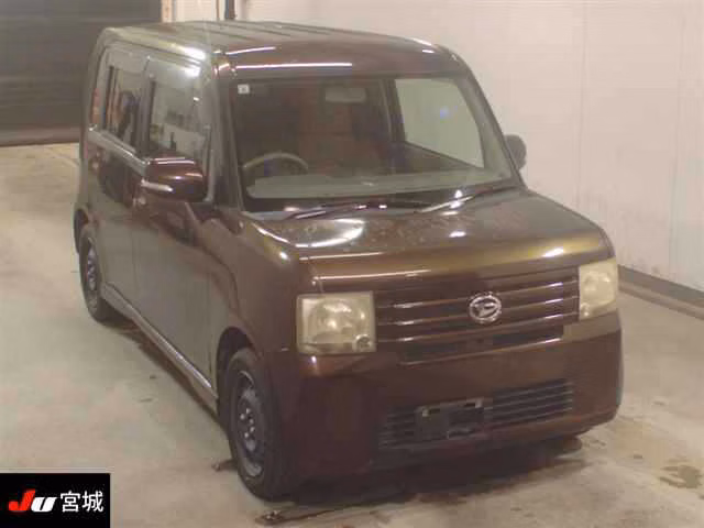 DAIHATSU MOVE CONTE