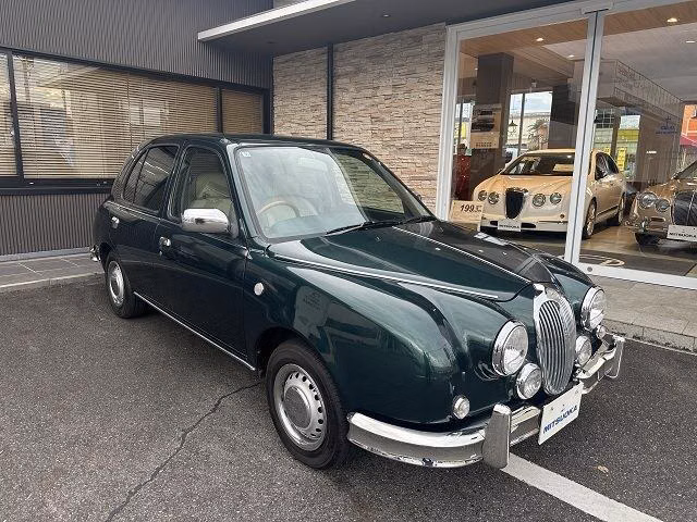 Mitsuoka Viewt