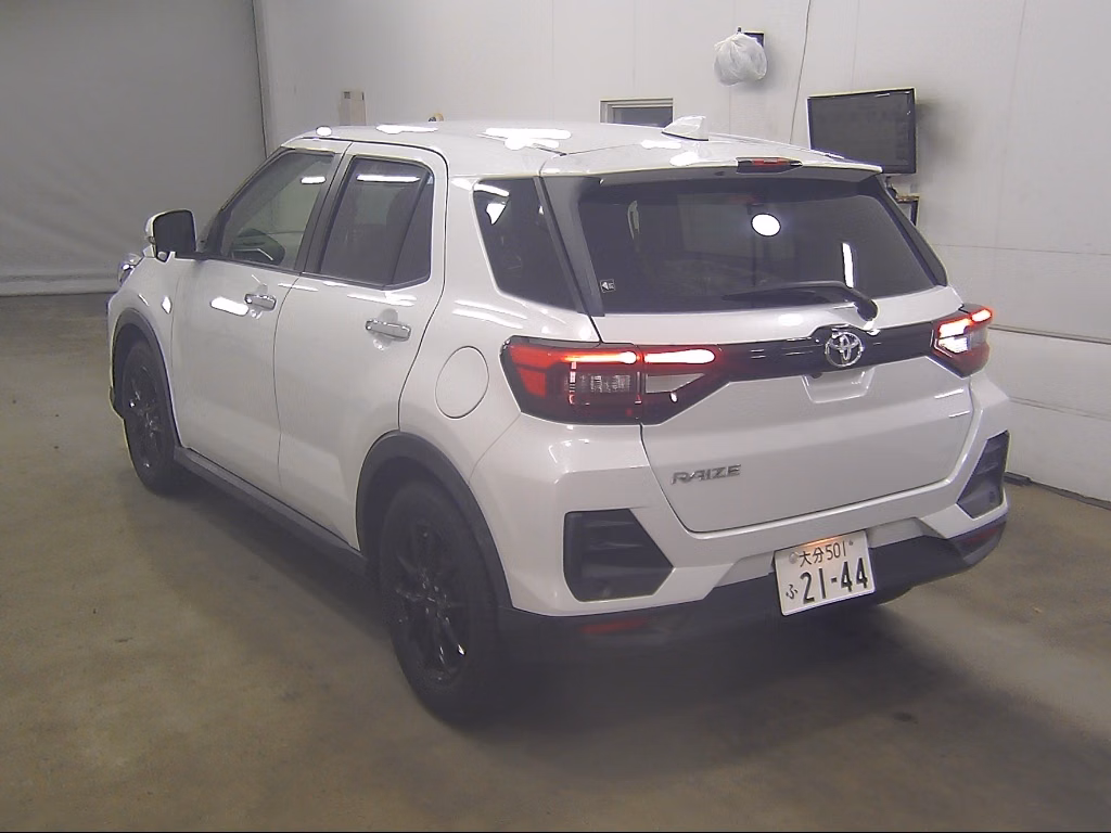 TOYOTA RAIZE
