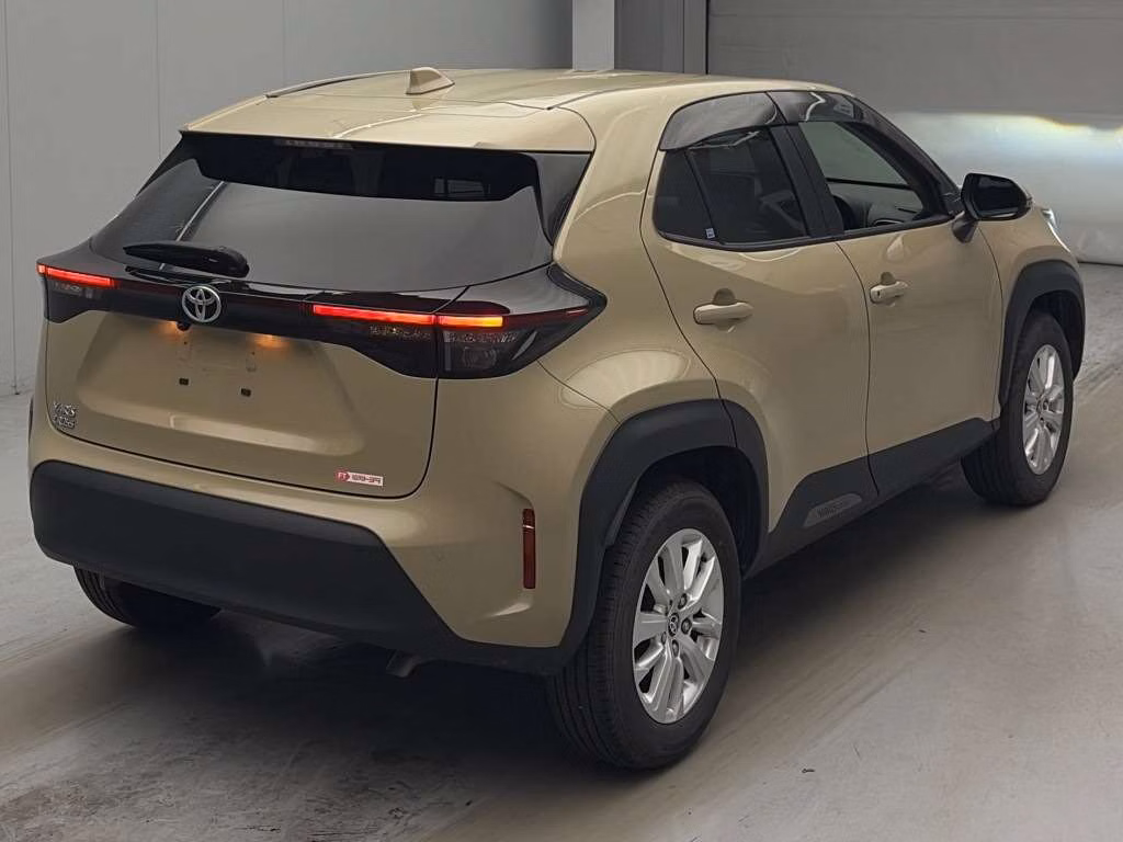 TOYOTA YARIS CROSS