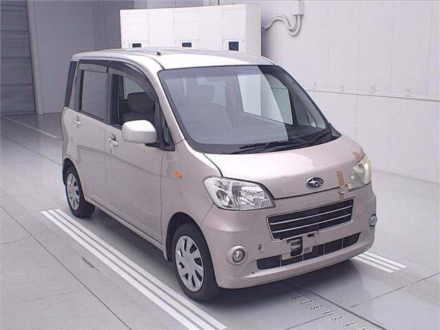 SUBARU LUCRA