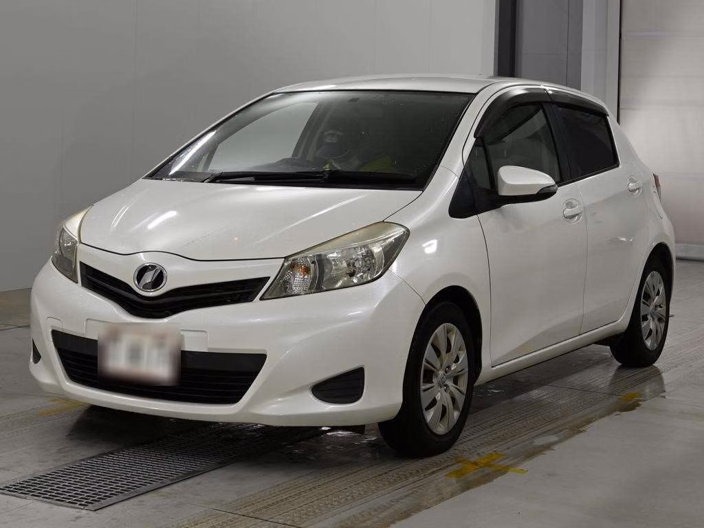 TOYOTA VITZ