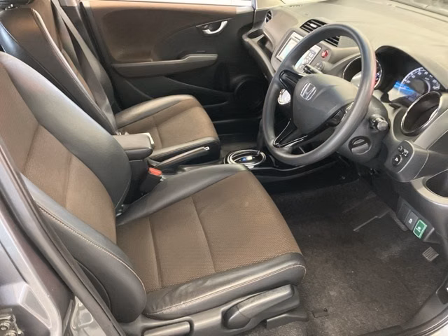 HONDA FIT SHUTTLE