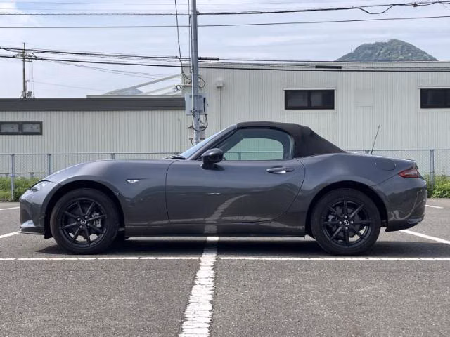 MAZDA ROADSTER