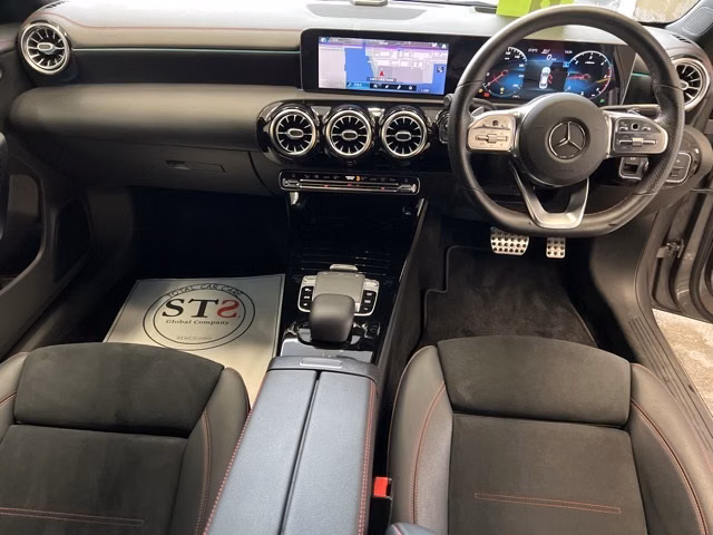 MERCEDES-BENZ CLA-CLASS