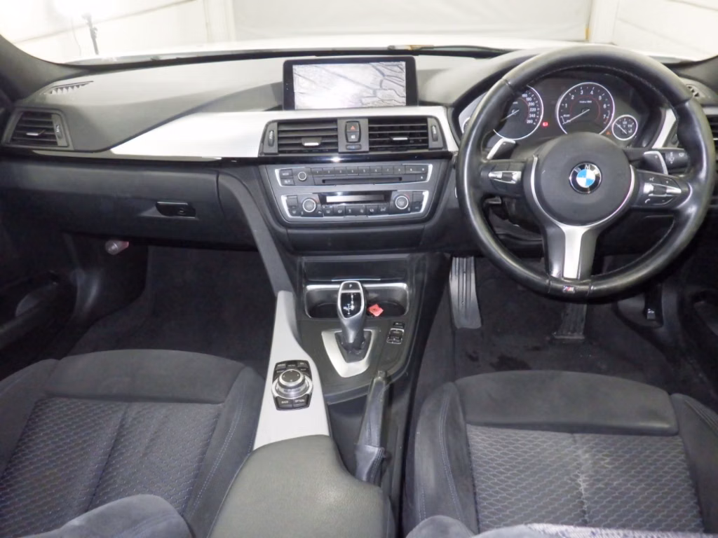 BMW 3-SERIES