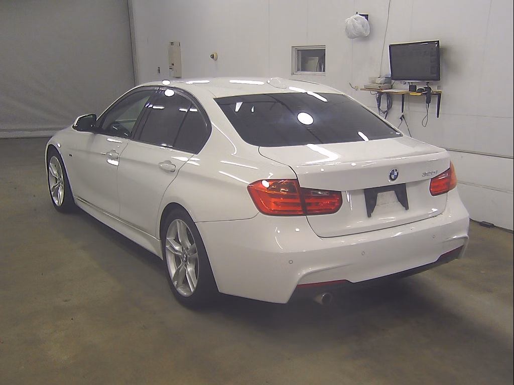BMW 3-SERIES