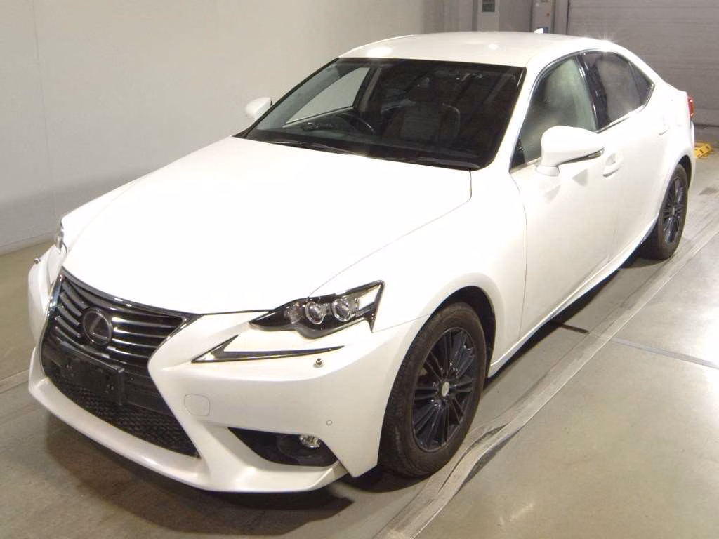 Lexus IS300h