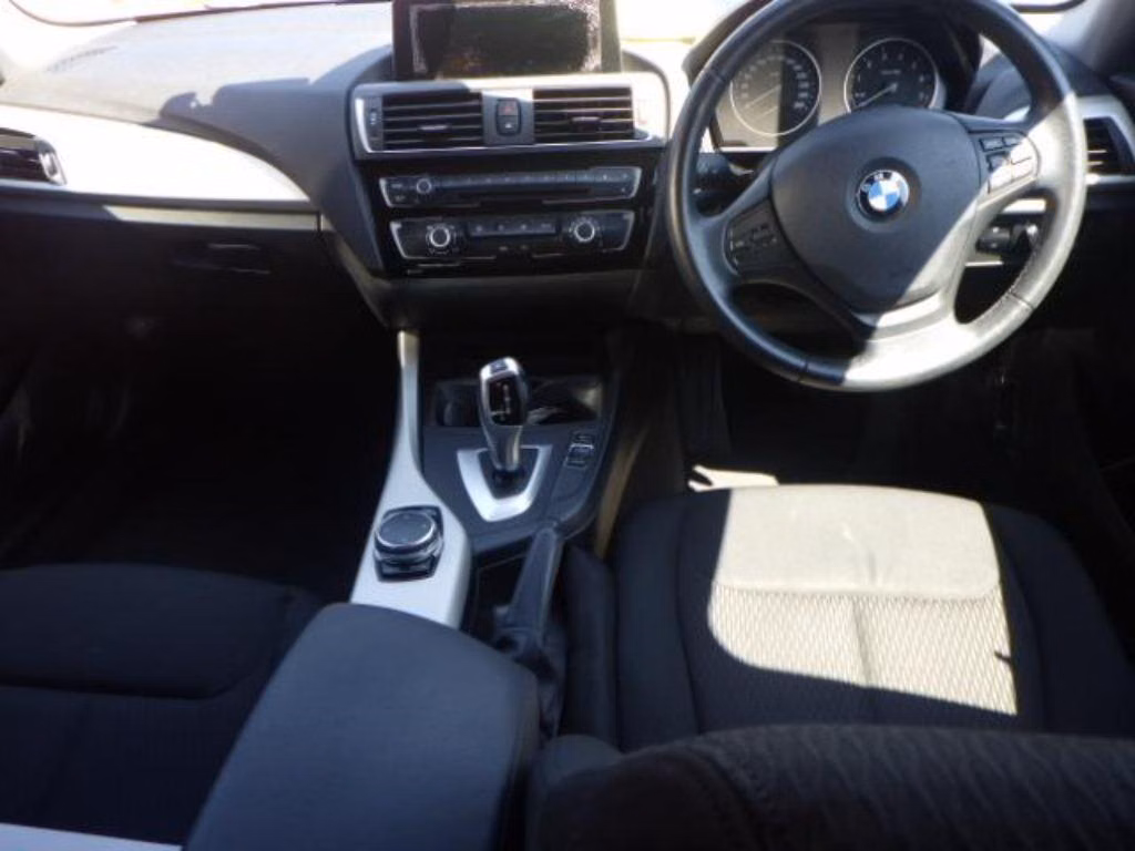 BMW 1-SERIES