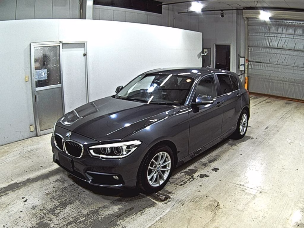 BMW 1-SERIES