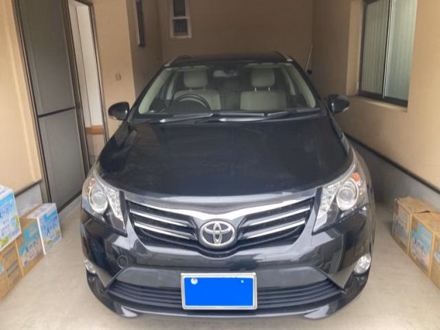 TOYOTA AVENSIS